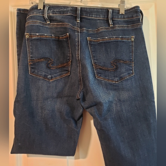 Silver Jeans Avery Slim Boot, Size W30/L31 - Picture 2 of 4